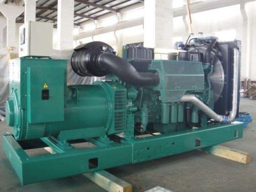 陆丰便携静音：租赁无声发电机组，便携式解决能源需求